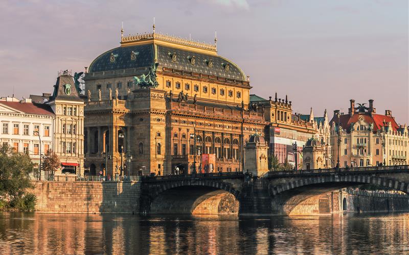 Visite guidée du Théâtre national de Prague - en anglais - aperçu de l'image